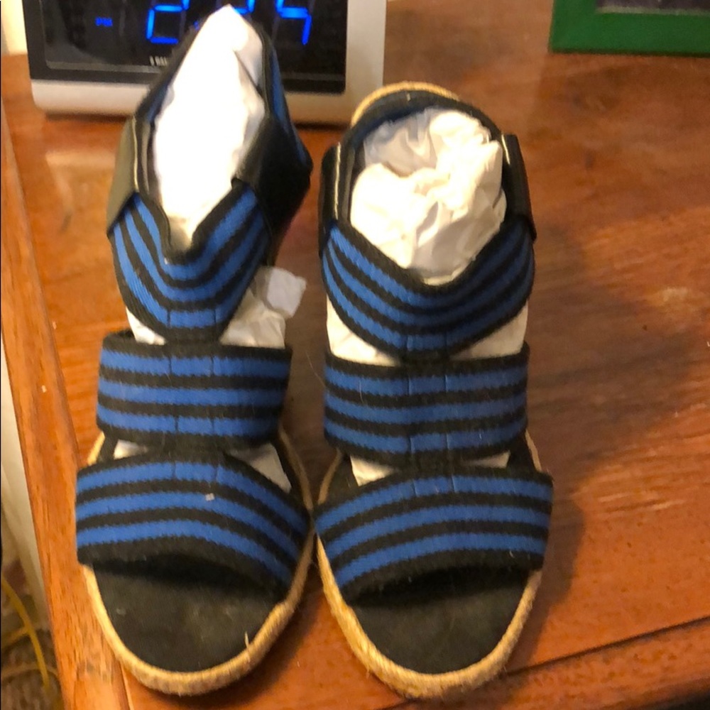 Shoes royal blue and black
